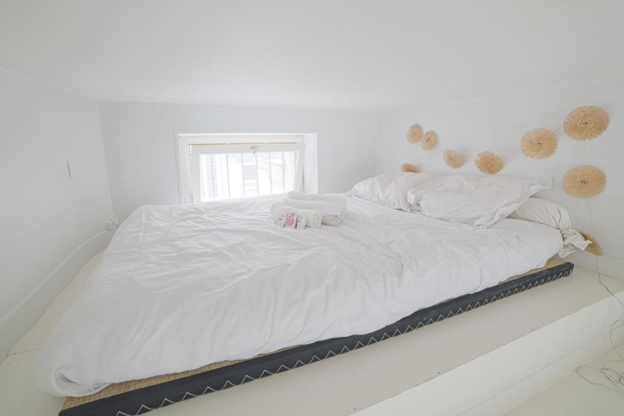 Beautiful And Bright Duplex Studio - Paris - Welkeys Lejlighed Eksteriør billede